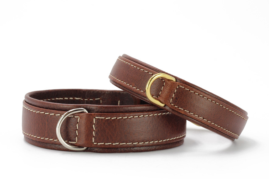 Leren halsband Exclusiv Old English, donkerbruin/zilver, 60 cm / 35 mm
